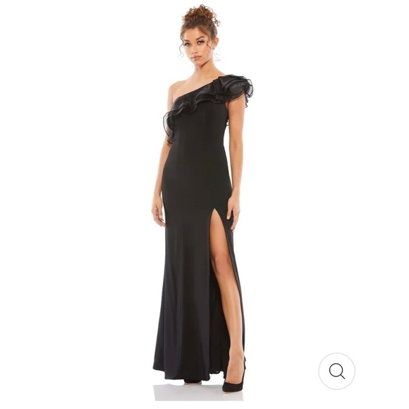 Mac Duggal black one shoulder evening gown in size 2. - Picture 1 of 9